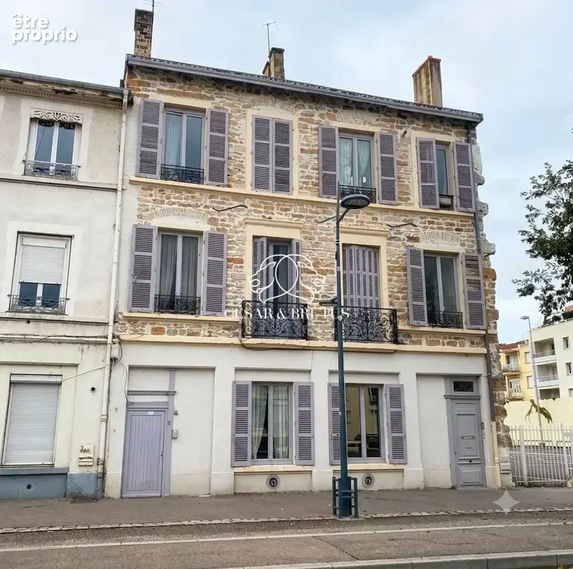 Vue de l'immeuble (1)