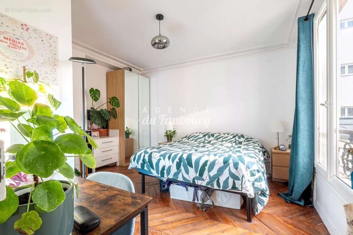 Appartement à PARIS-10E