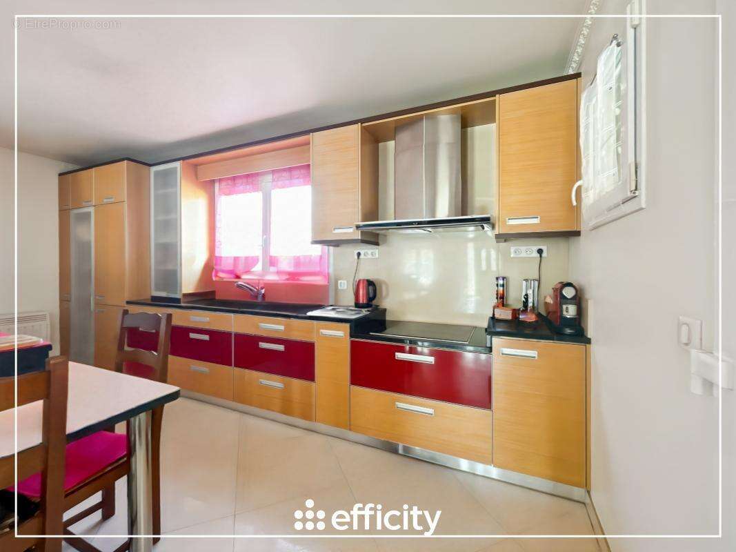 Maison à ROISSY-EN-BRIE