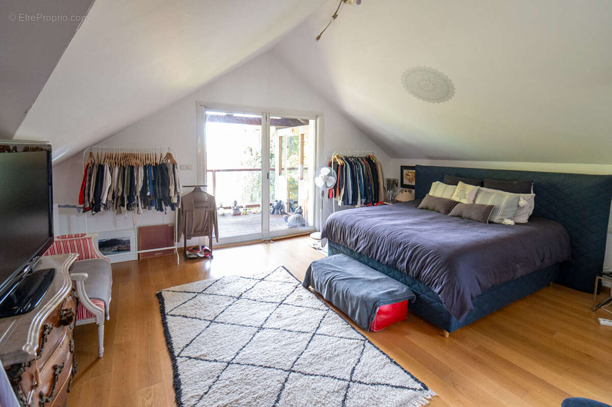 Maison à SAINT-SEBASTIEN-SUR-LOIRE