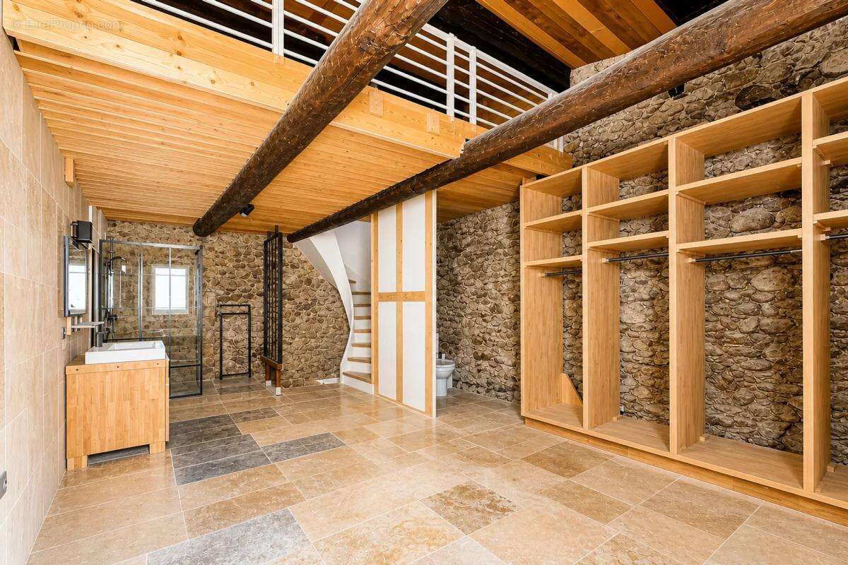 Maison à SAUVIAN