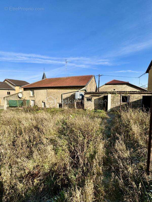 Maison à NARBEFONTAINE