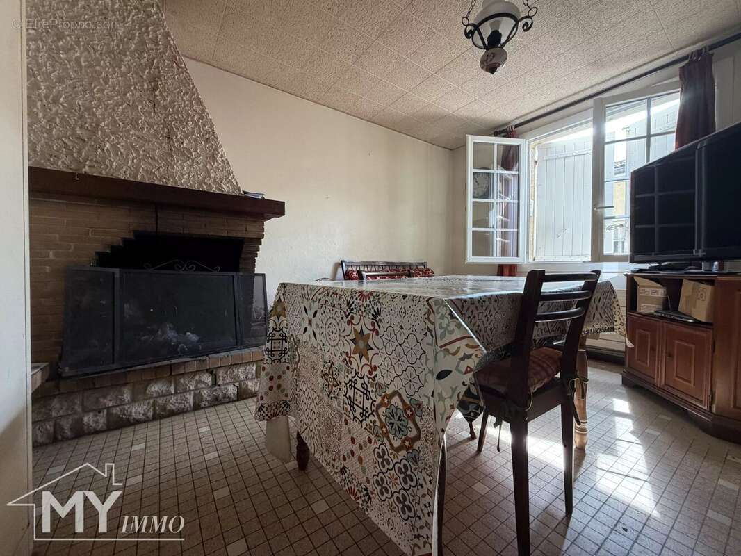 St pey de castets : maison de bourg - photo 13