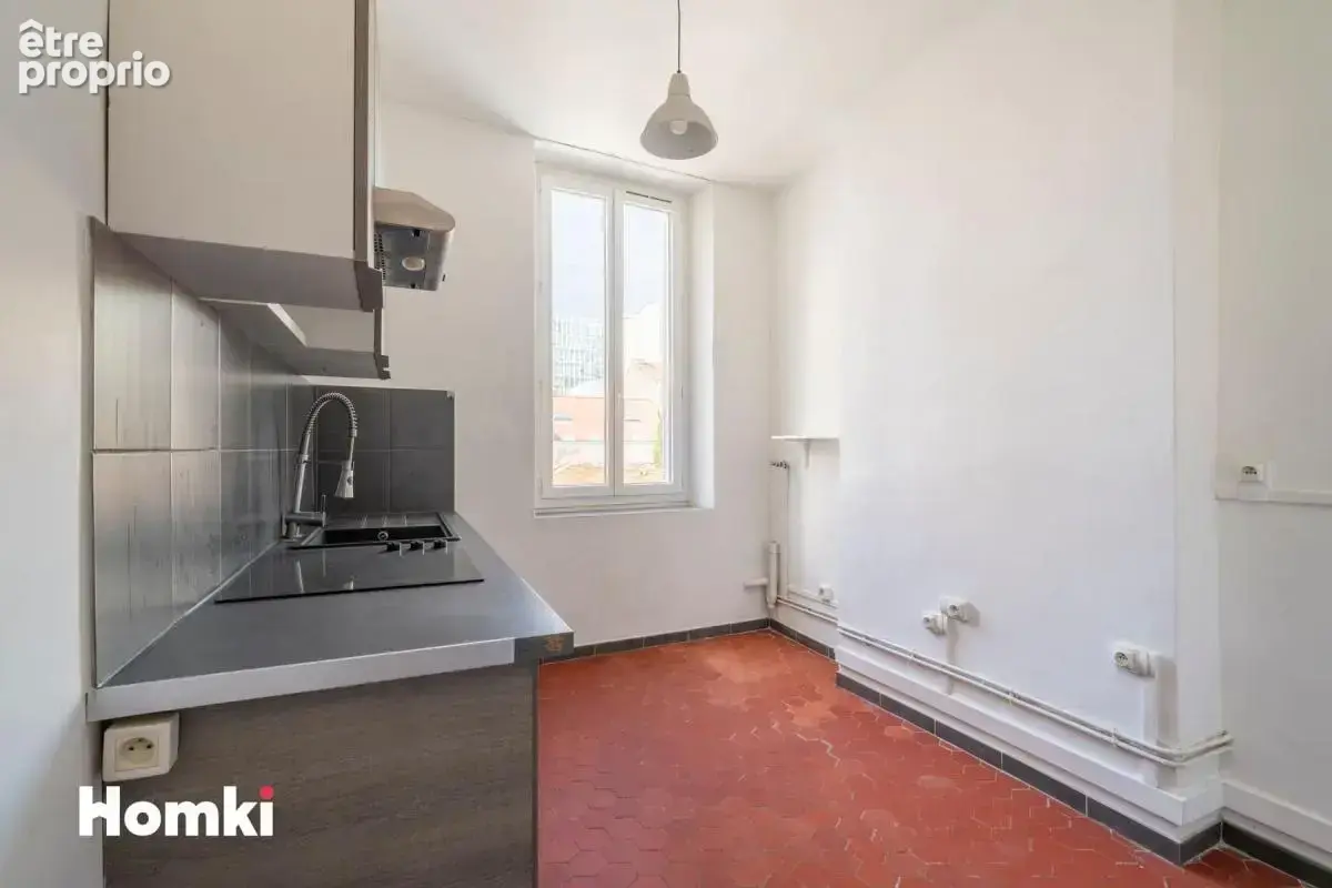 Appartement T3 de 76 m² à Marseille 13006, Rue Paradis - photo 9