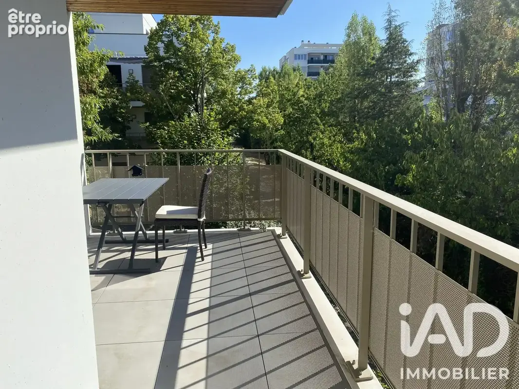 Photo 1 - Appartement à SAINTE-FOY-LES-LYON