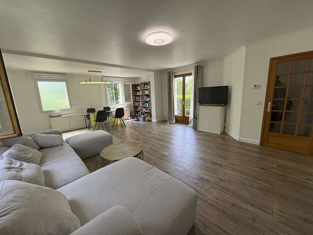 Maison Saint Cyr L Ecole 6 pièce(s) 153 m2 - photo 3