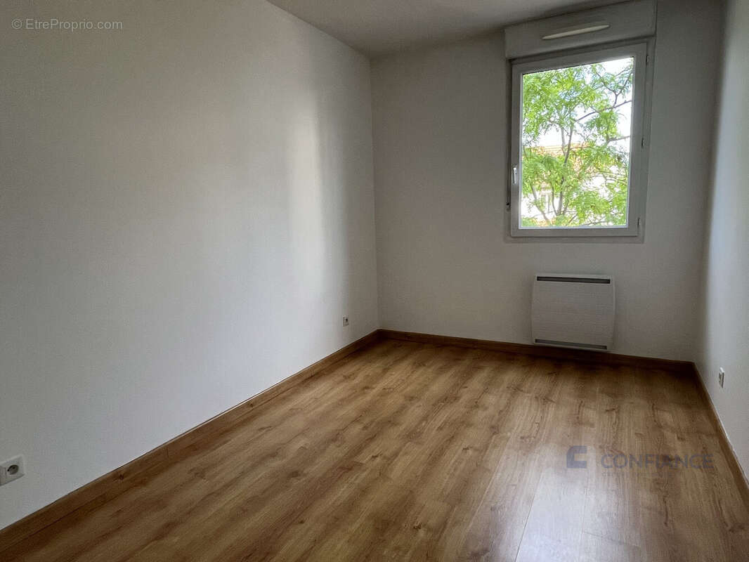 Appartement à DECINES-CHARPIEU