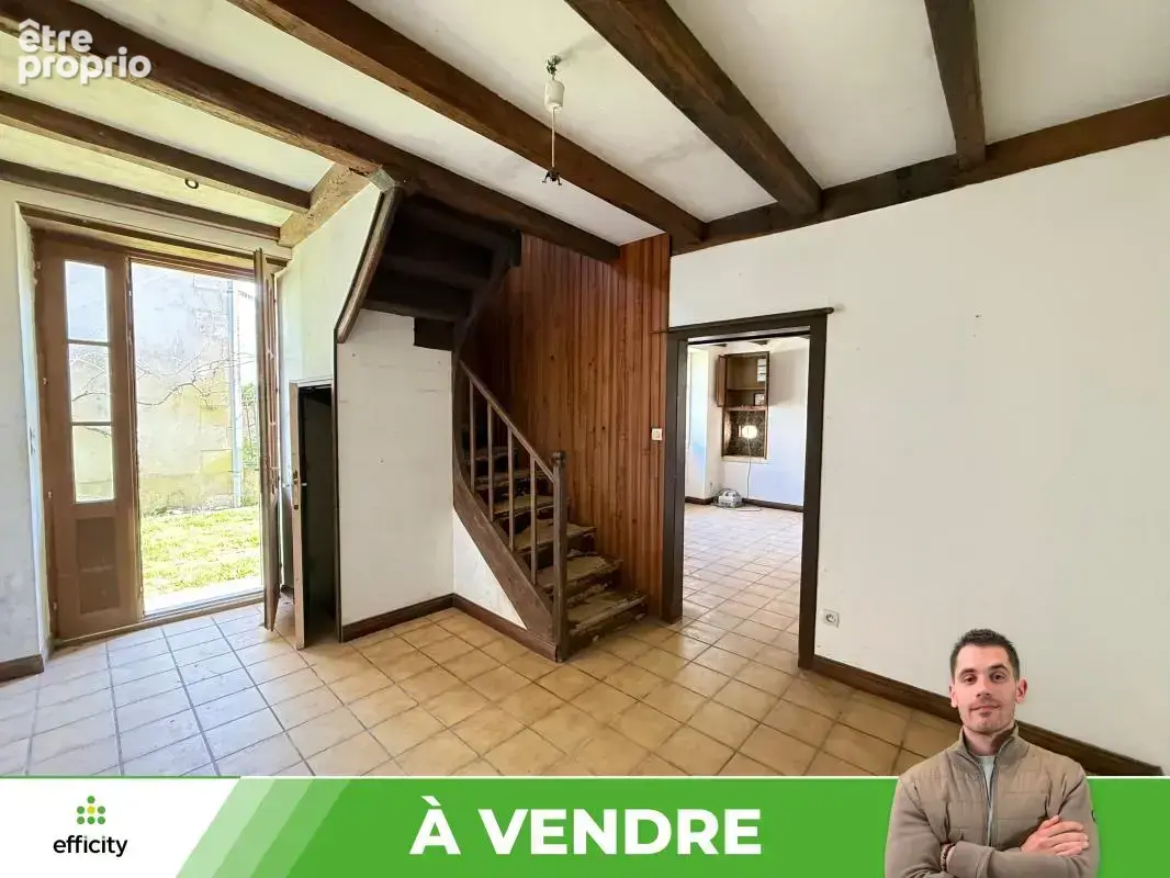 Maison 137 m² à Gizay  - photo 3