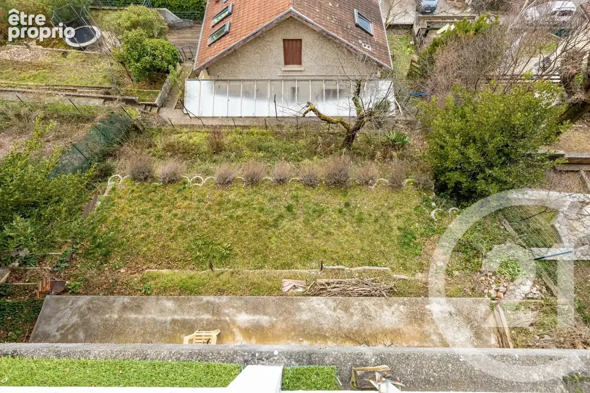 Maison 163 m² à Saint-Martin-Le-Vinoux  - photo 9