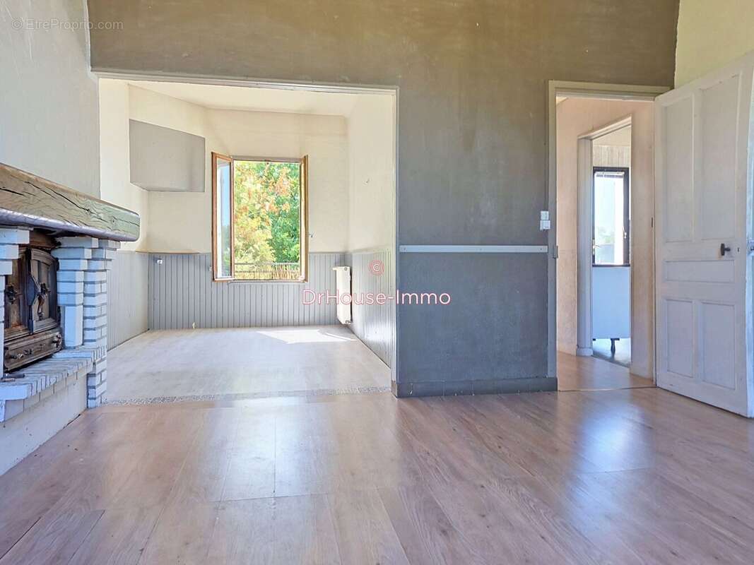 Maison 140 m² à Migennes  - photo 4