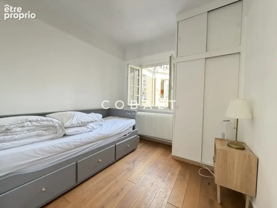 Appartement dernier étage - Paris - Suffren/Champ-de-Mars - photo 10