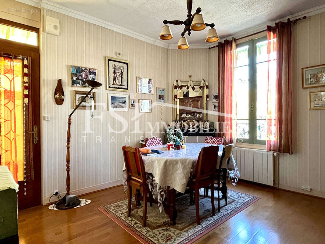 Maison à SAINT-LEU-LA-FORET