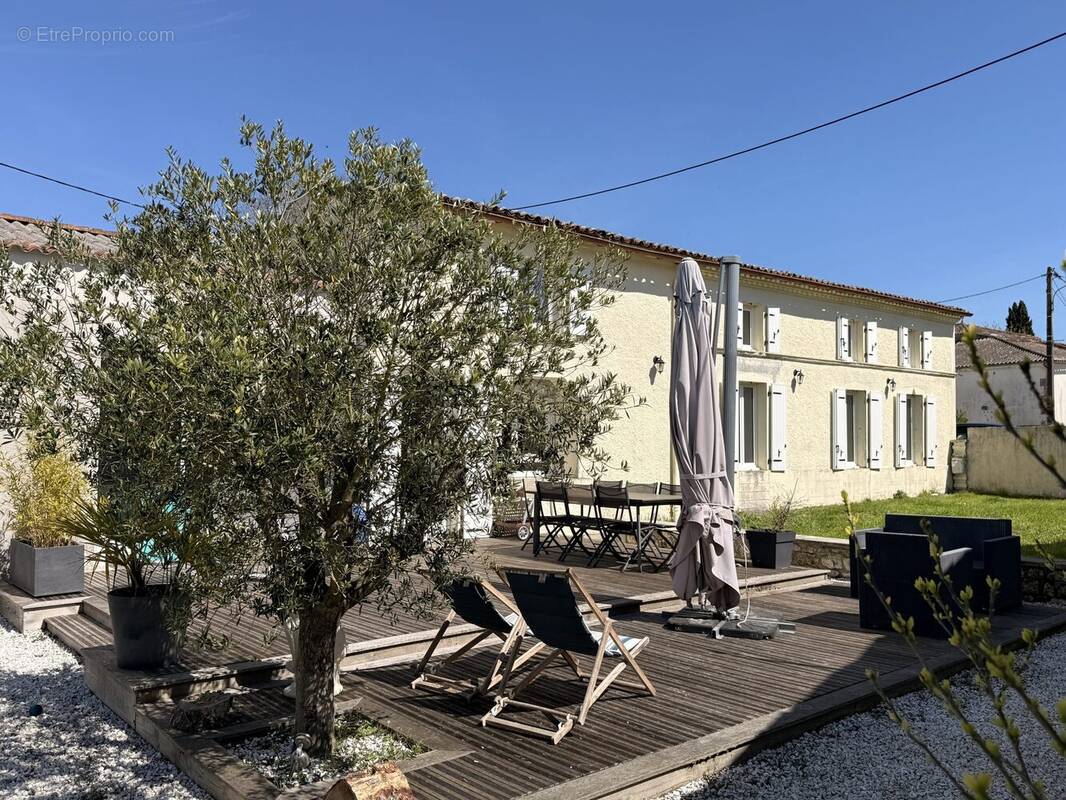 Maison à THAIMS