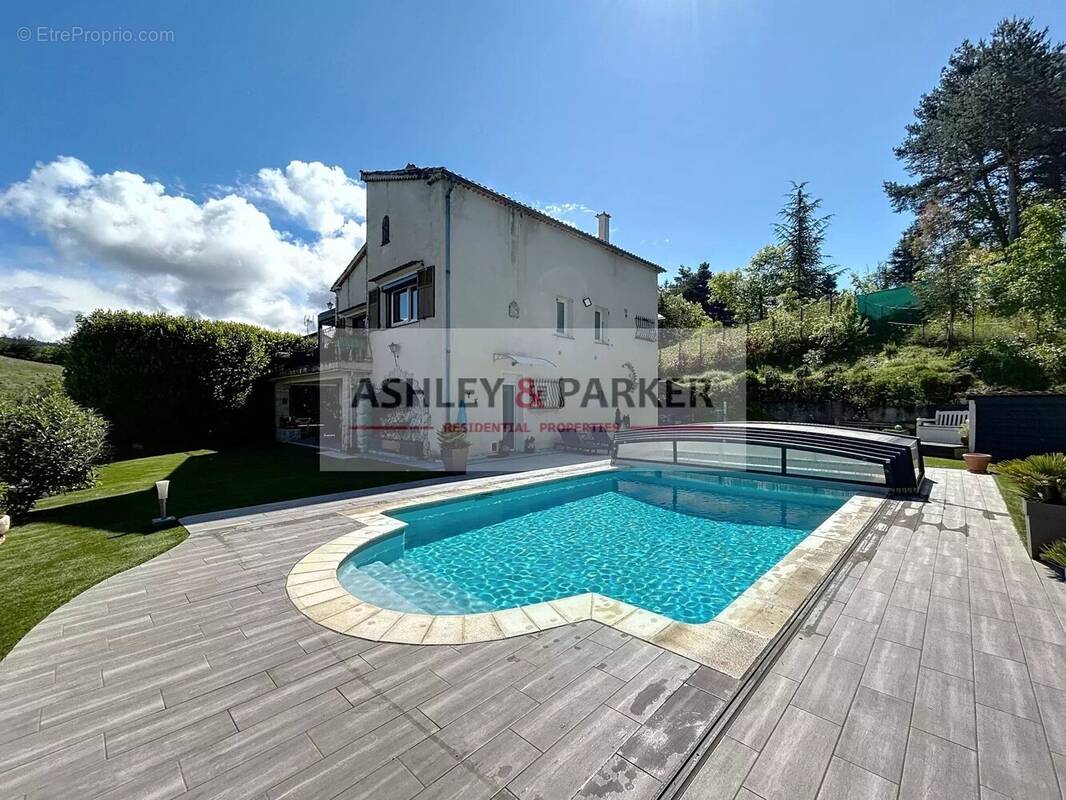 Maison à SAINT-ANTONIN