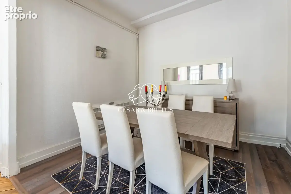 SALLE A MANGER 