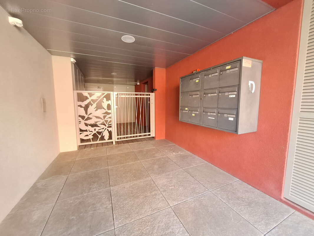 Appartement à MAUGUIO