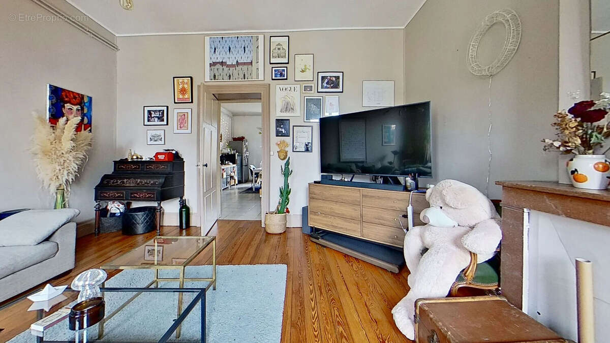 Appartement à LYON-8E