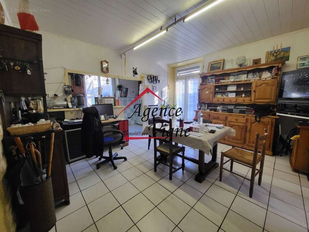 Maison à MOLIERES-SUR-CEZE