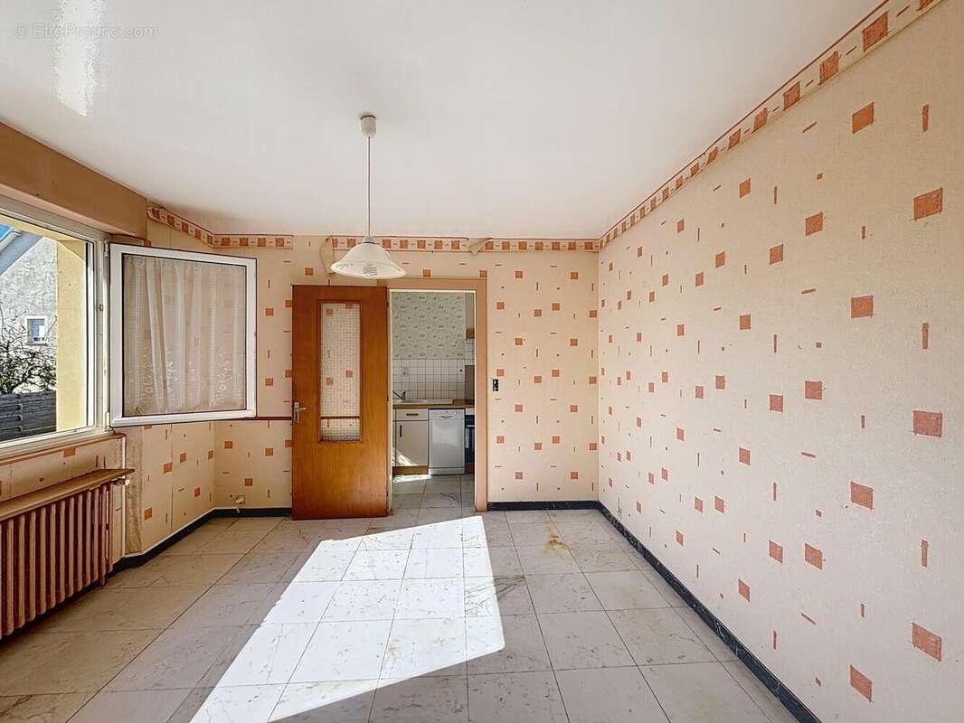 Maison à NEUREY-EN-VAUX