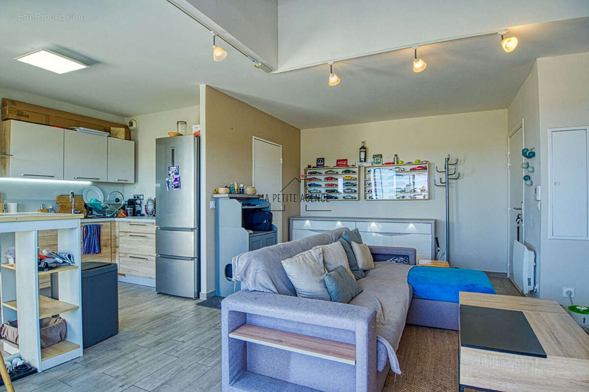 Appartement à VITROLLES