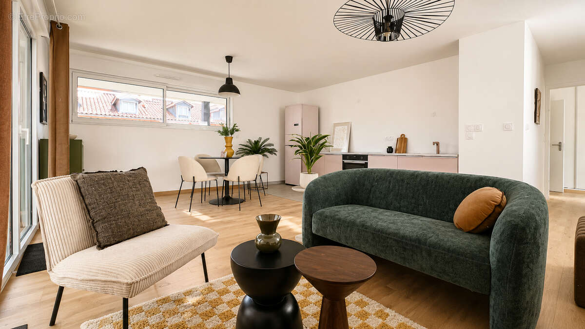 Appartement T3 - 79m2 - Saint-Cyprien - photo 2