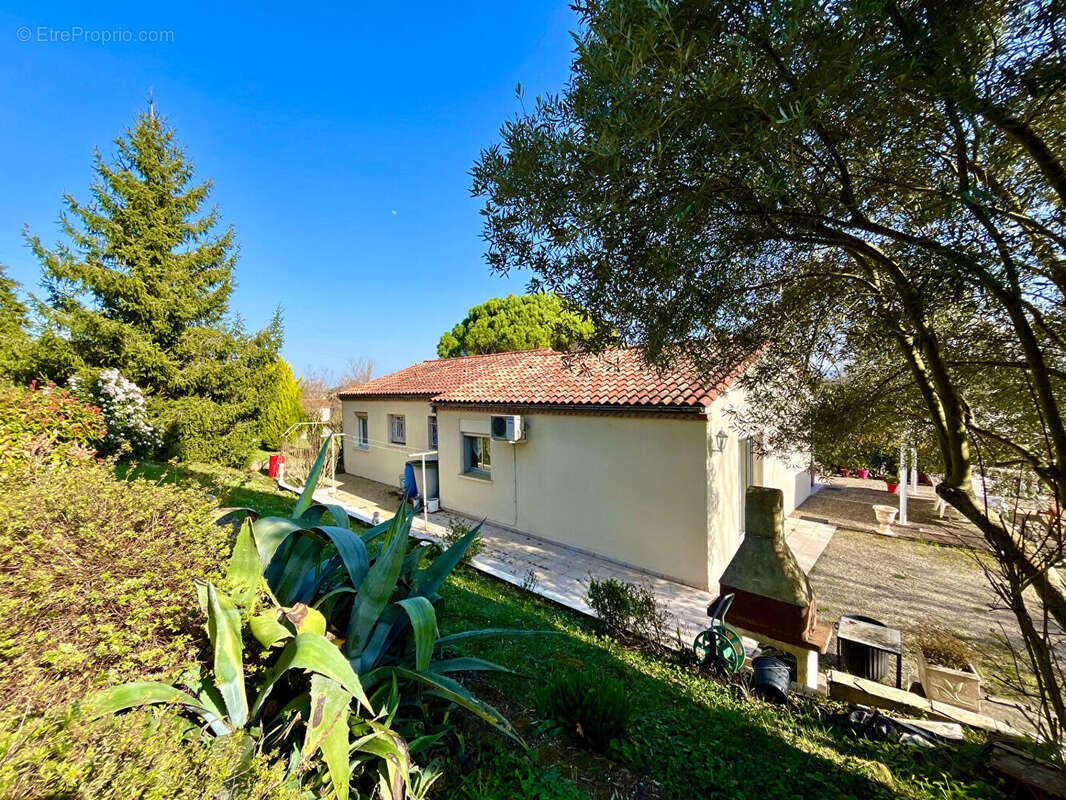 Maison à CASTELMORON-SUR-LOT