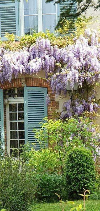 Maison à CHATEAUNEUF-EN-THYMERAIS