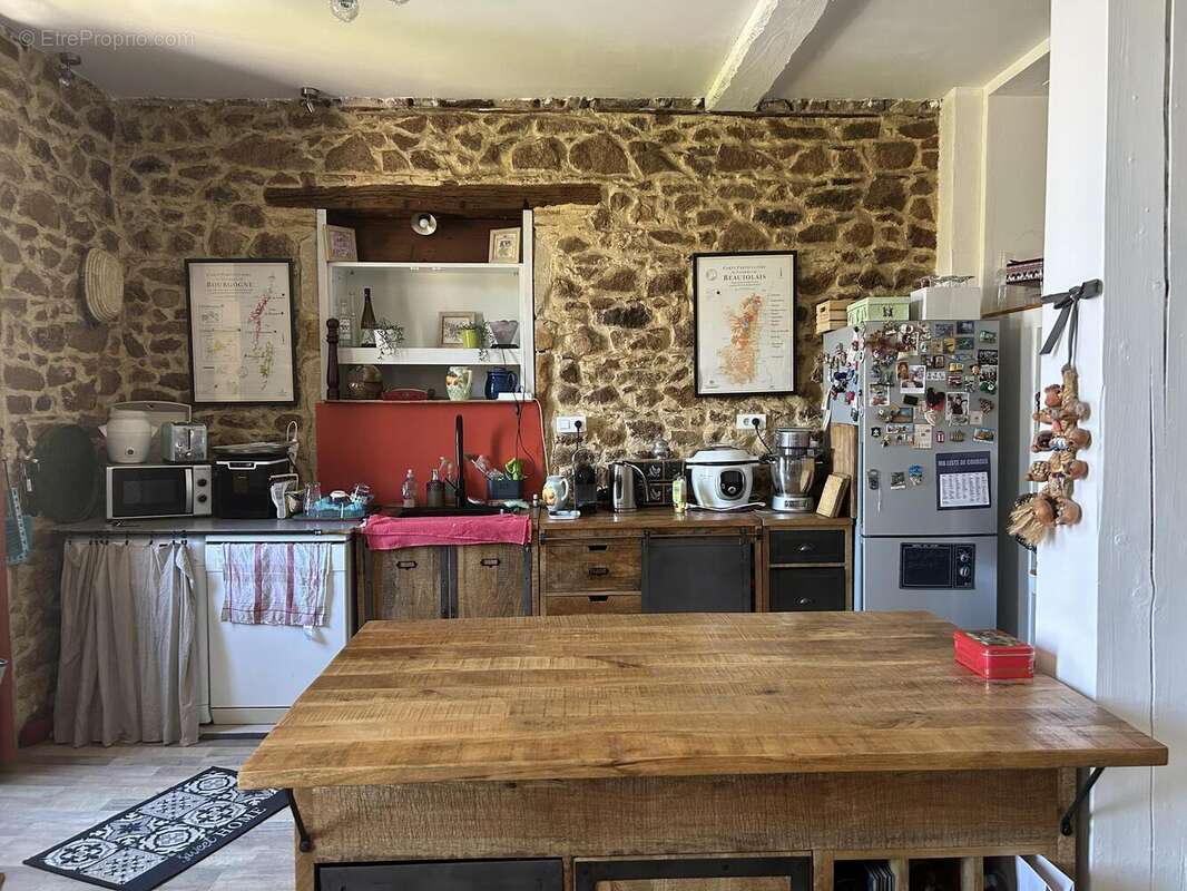 Maison 212 m² à Thizy  - photo 5