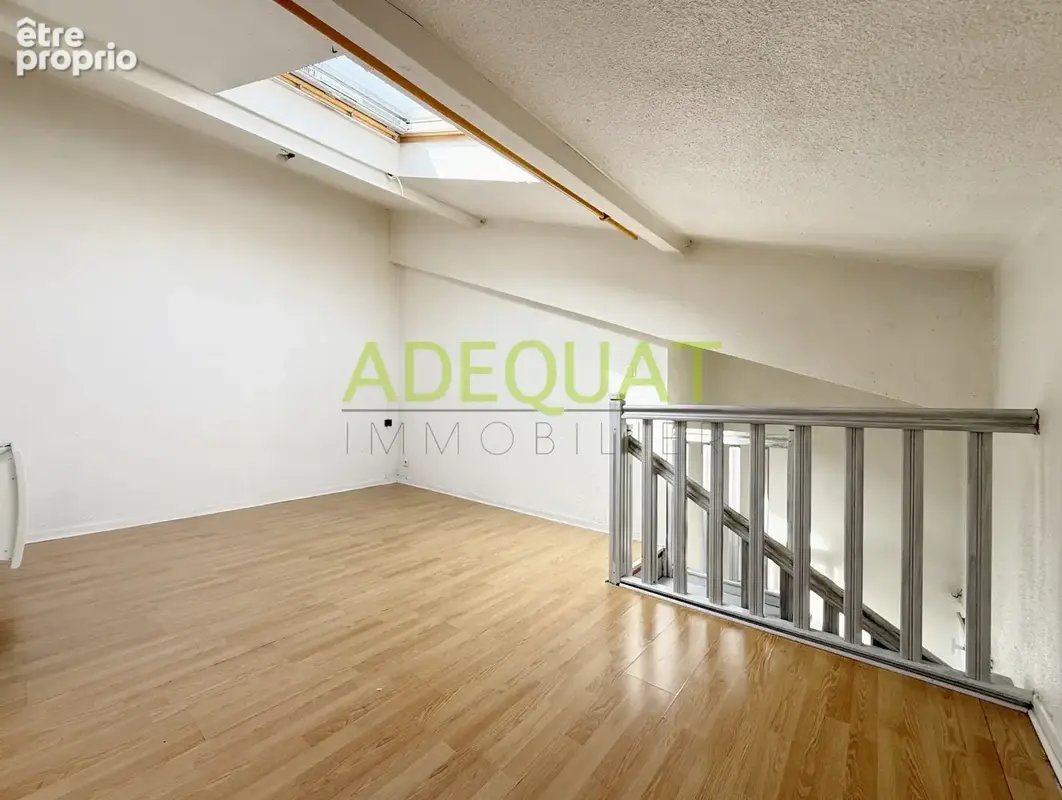 Bourgoin jallieu 'hyper centre ville' appartement de type 2 en duplex… - photo 9
