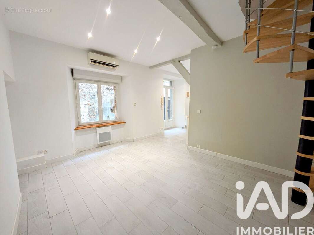 Appartement 80 m² à Cazeres  - photo 6