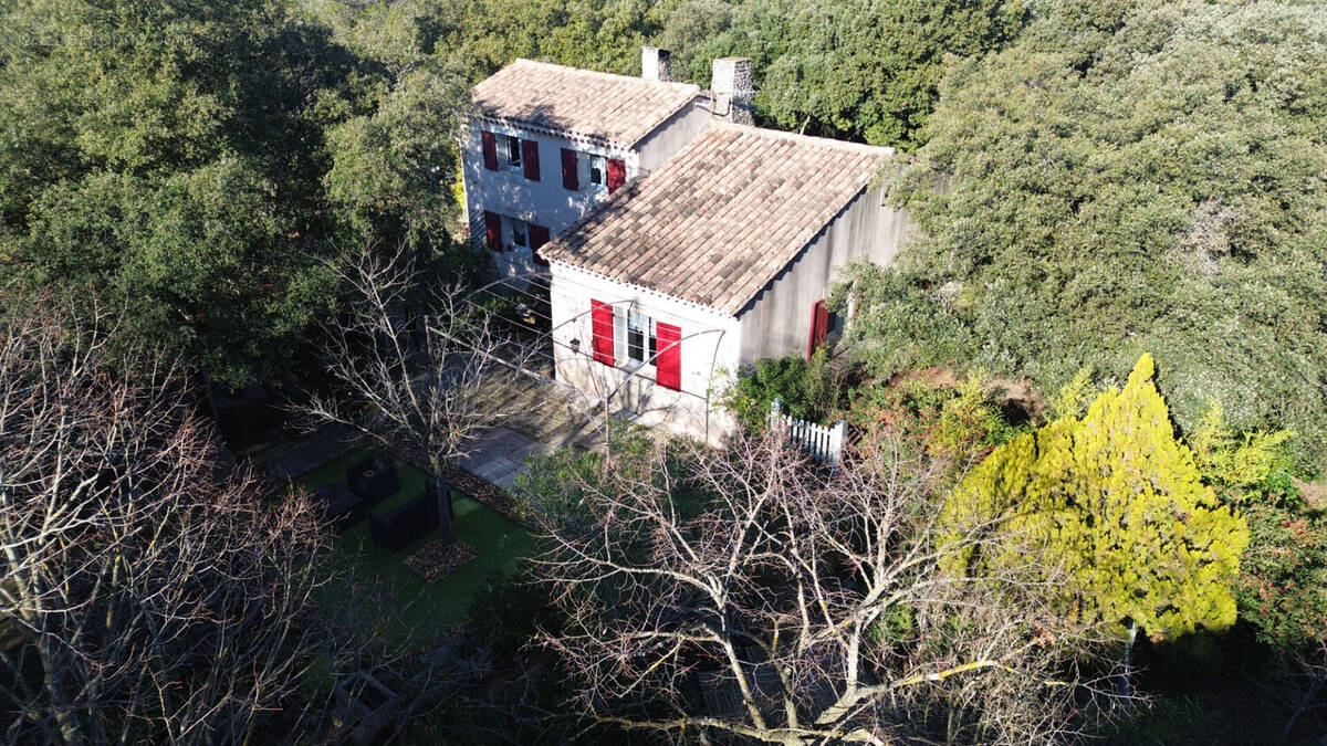 Maison à EYGALIERES