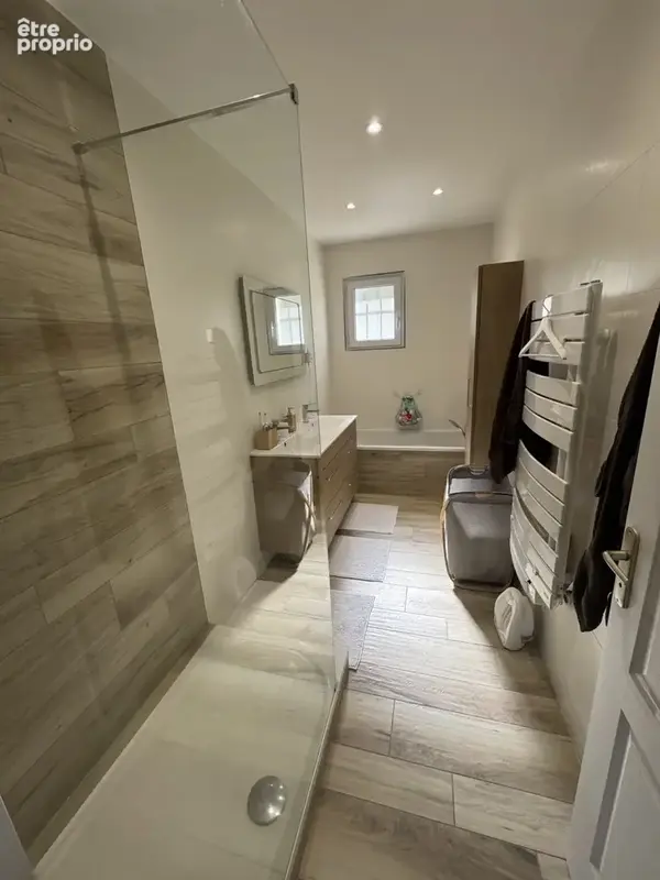 Villa T4 plain pied entièrement rénovée - photo 5