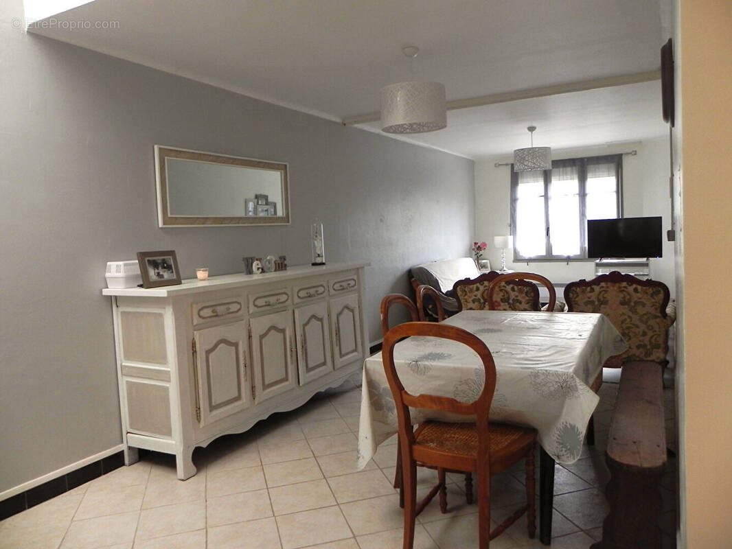 Maison à BRENNILIS