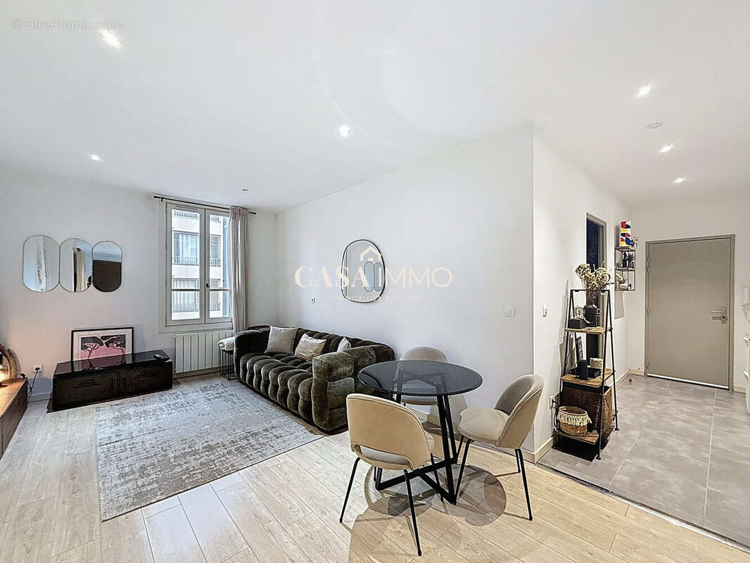 Appartement à HYERES