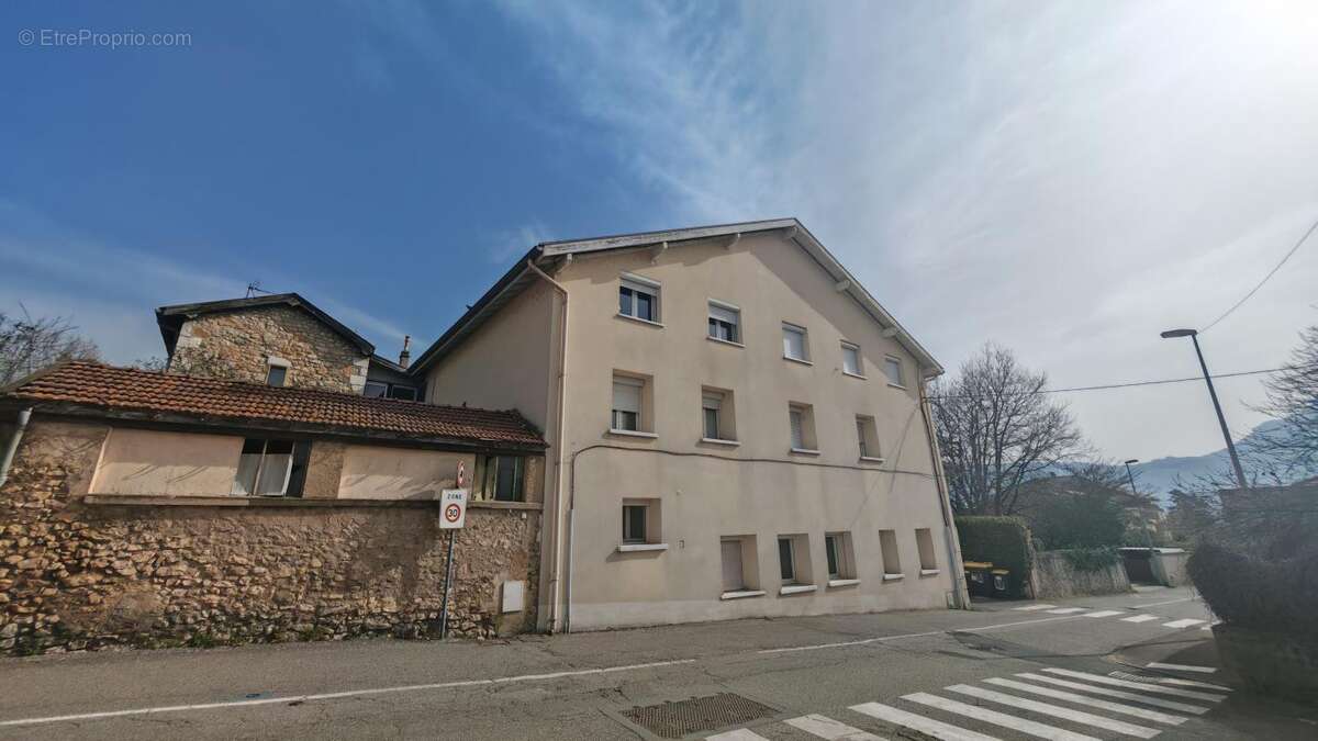 Appartement à TULLINS
