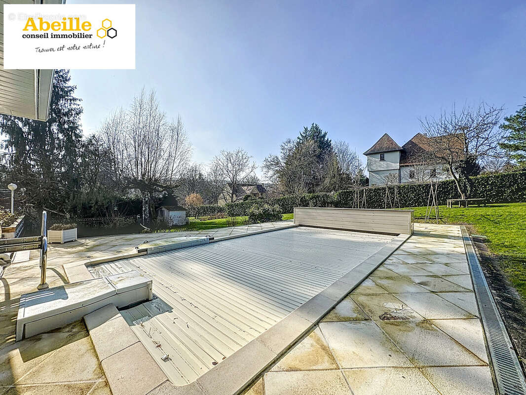 Maison à SAINT-CHERON