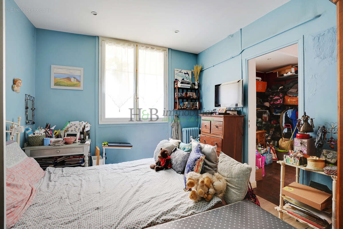 Commerce à PARIS-16E