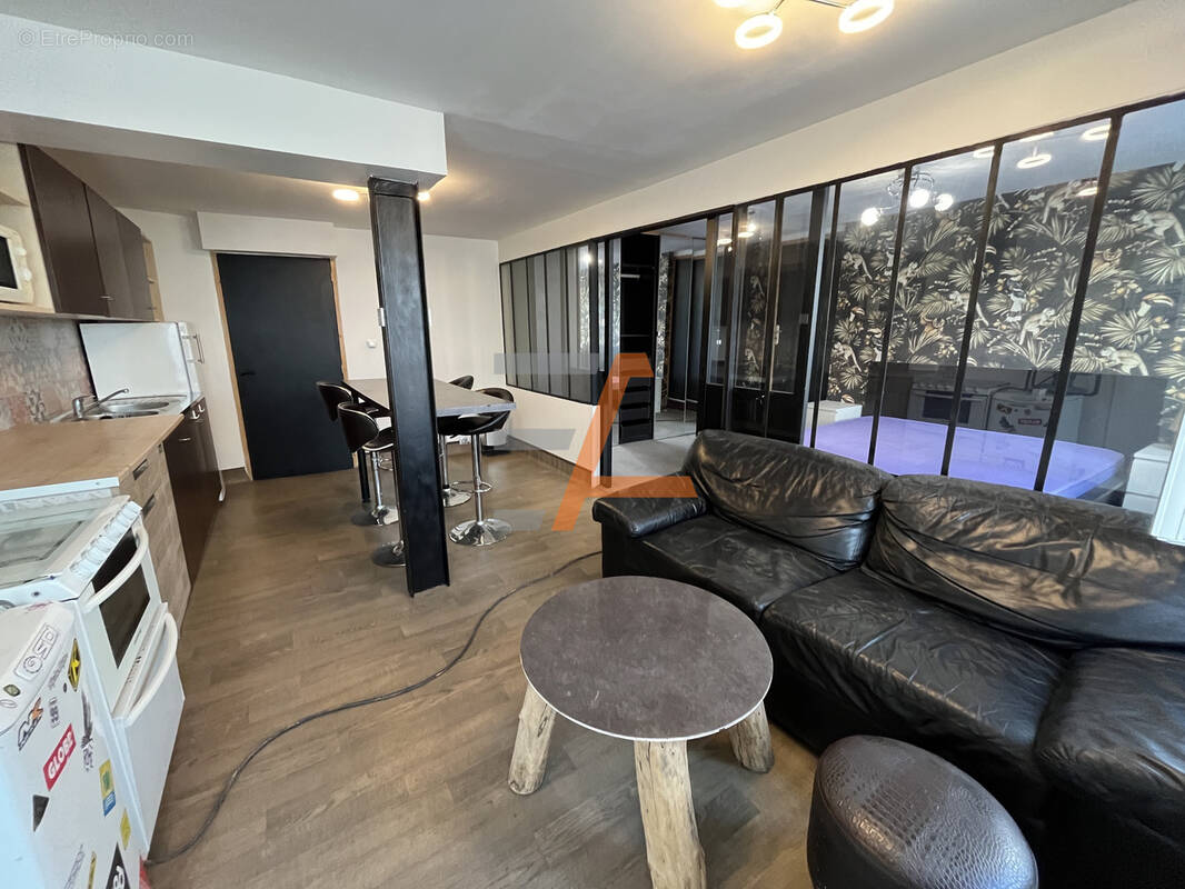Appartement à SAINT-ETIENNE