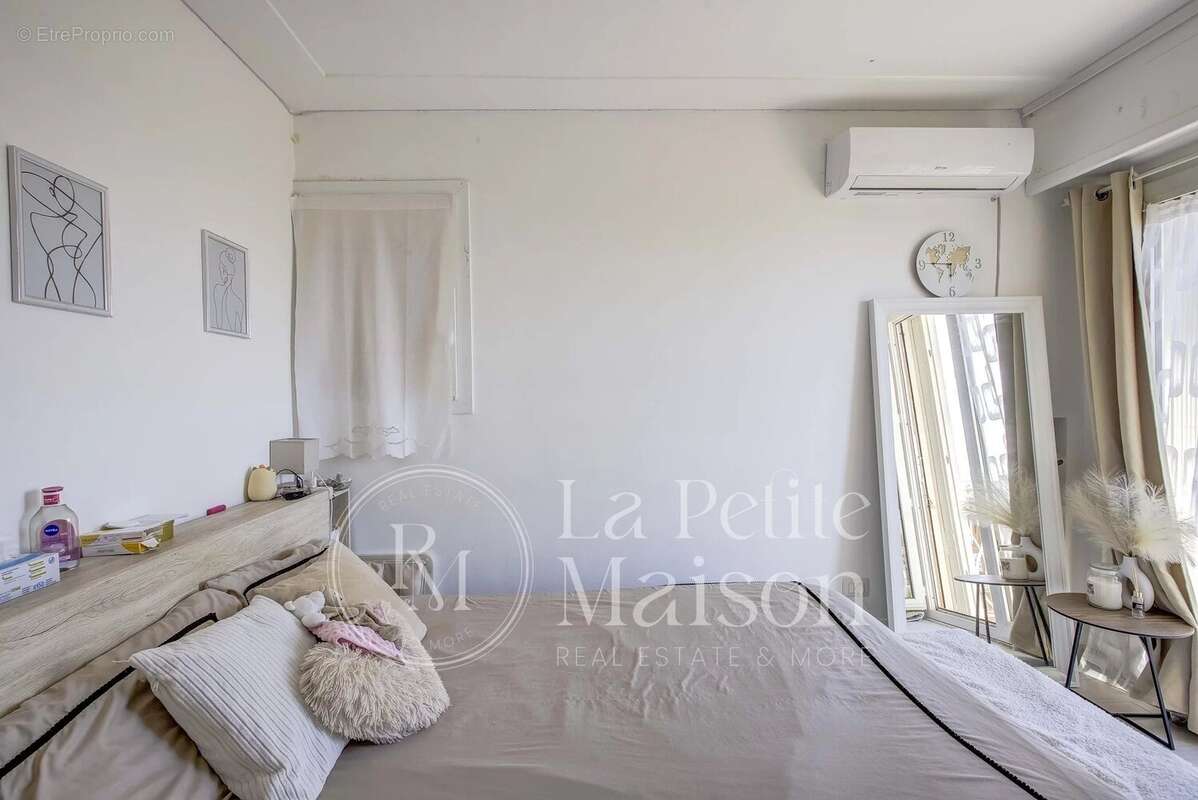 Fabron Supérieur- Villa vue mer- Jardin- Sans vis à vis - Au Calme - Garage - photo 13