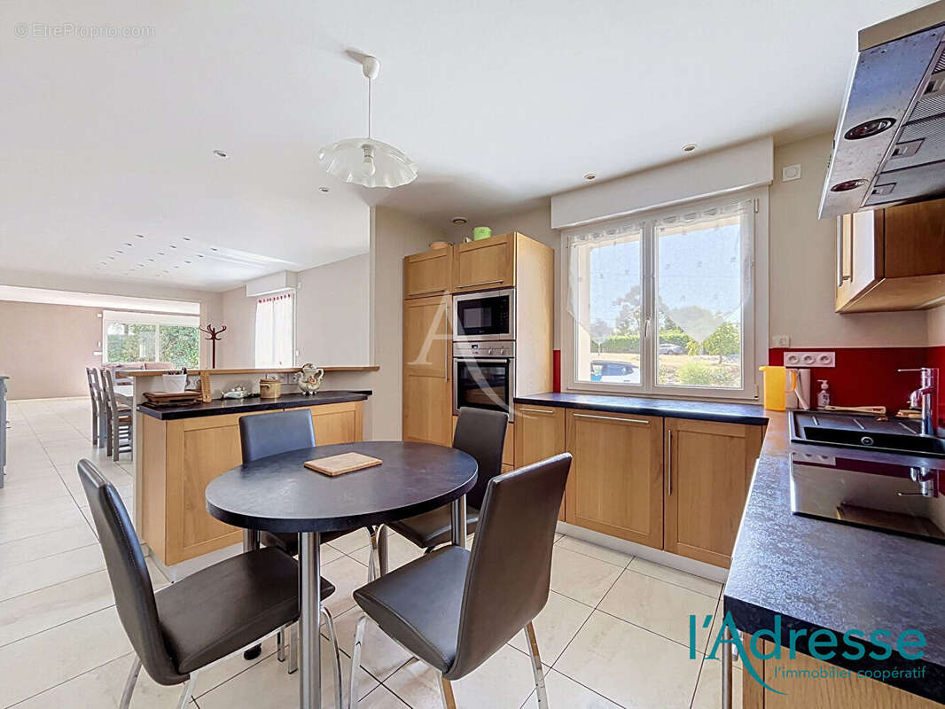 Plain-pied Maison Chalons Du Maine - photo 8