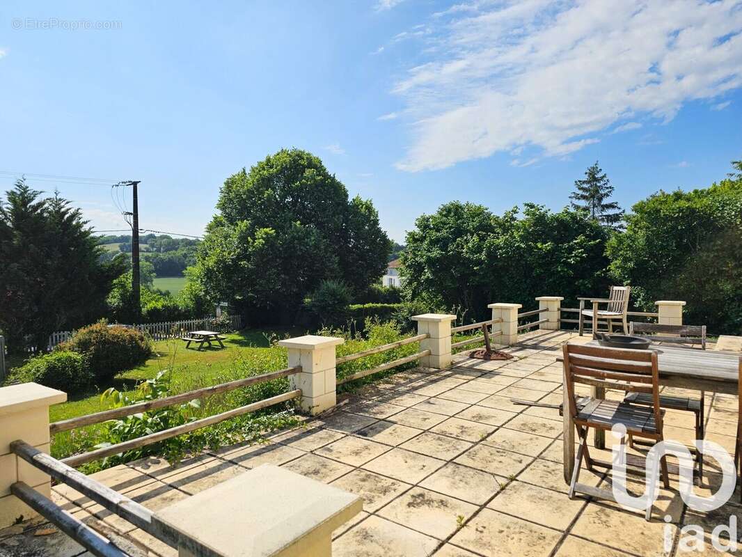 Photo 3 - Maison à VARAIGNES