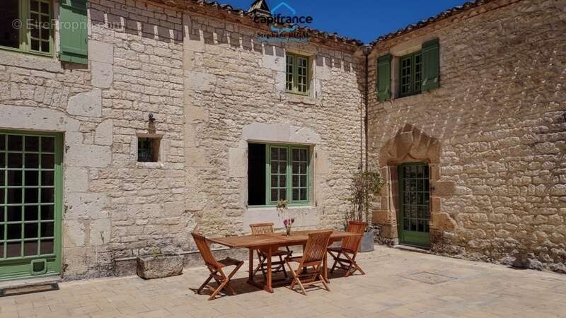 Maison à TOURNON-D&#039;AGENAIS