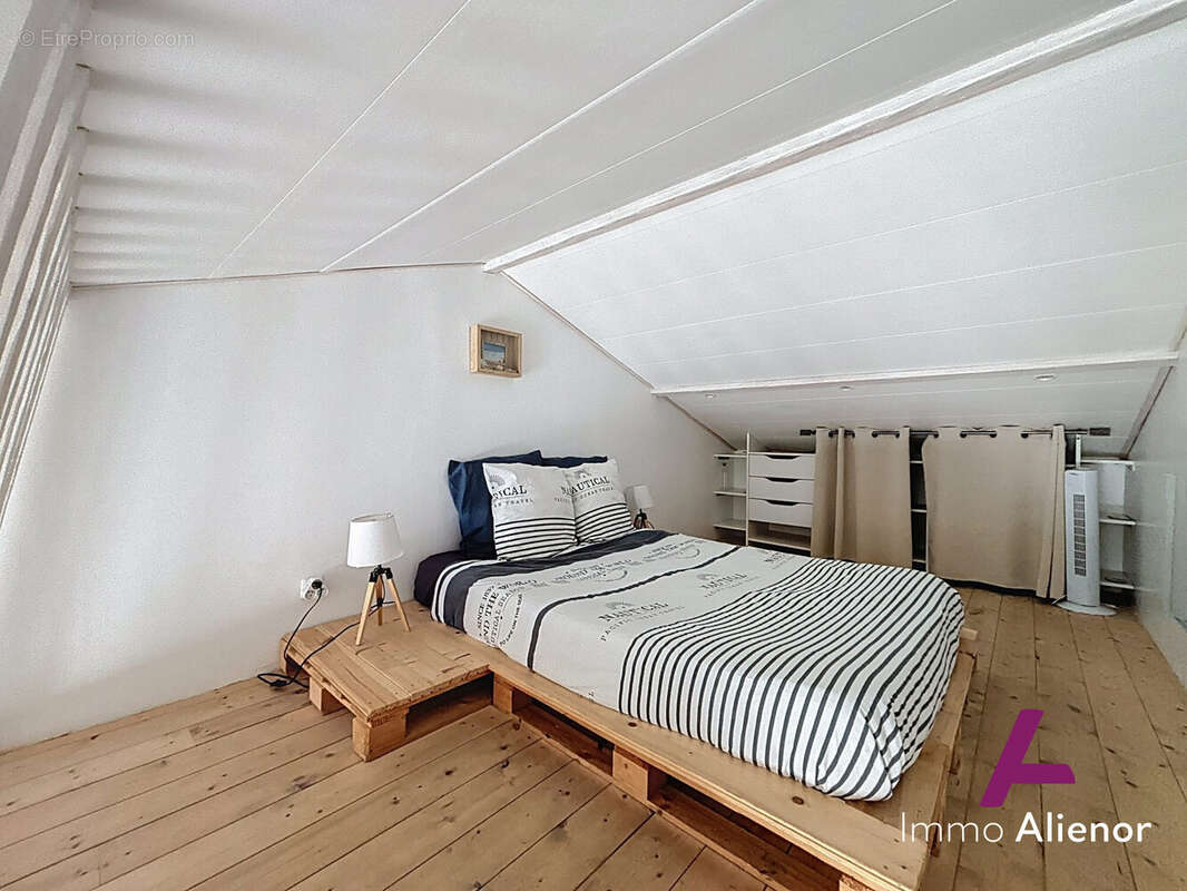 Maison à SAINT-MEDARD-EN-JALLES