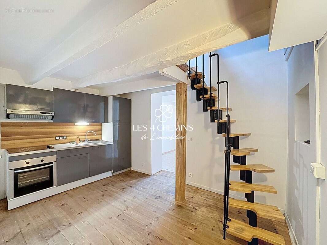 Appartement à TRETS