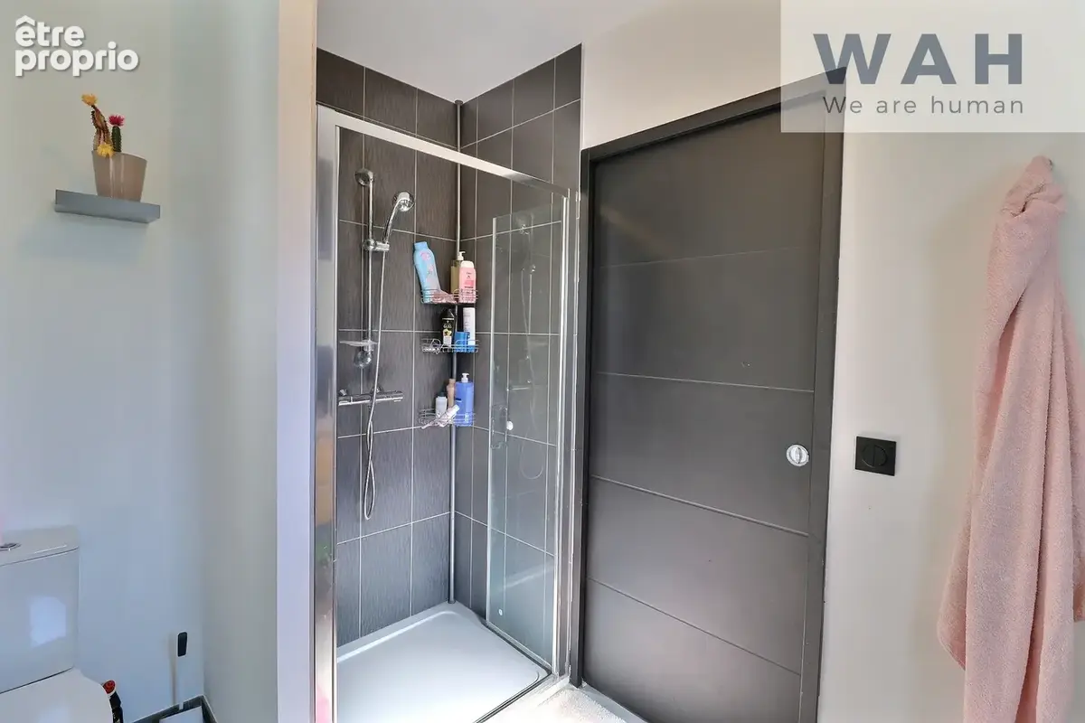 VENTE VILLA 6P 162 m2 avec piscine à Beauvoisin 30640 - photo 10