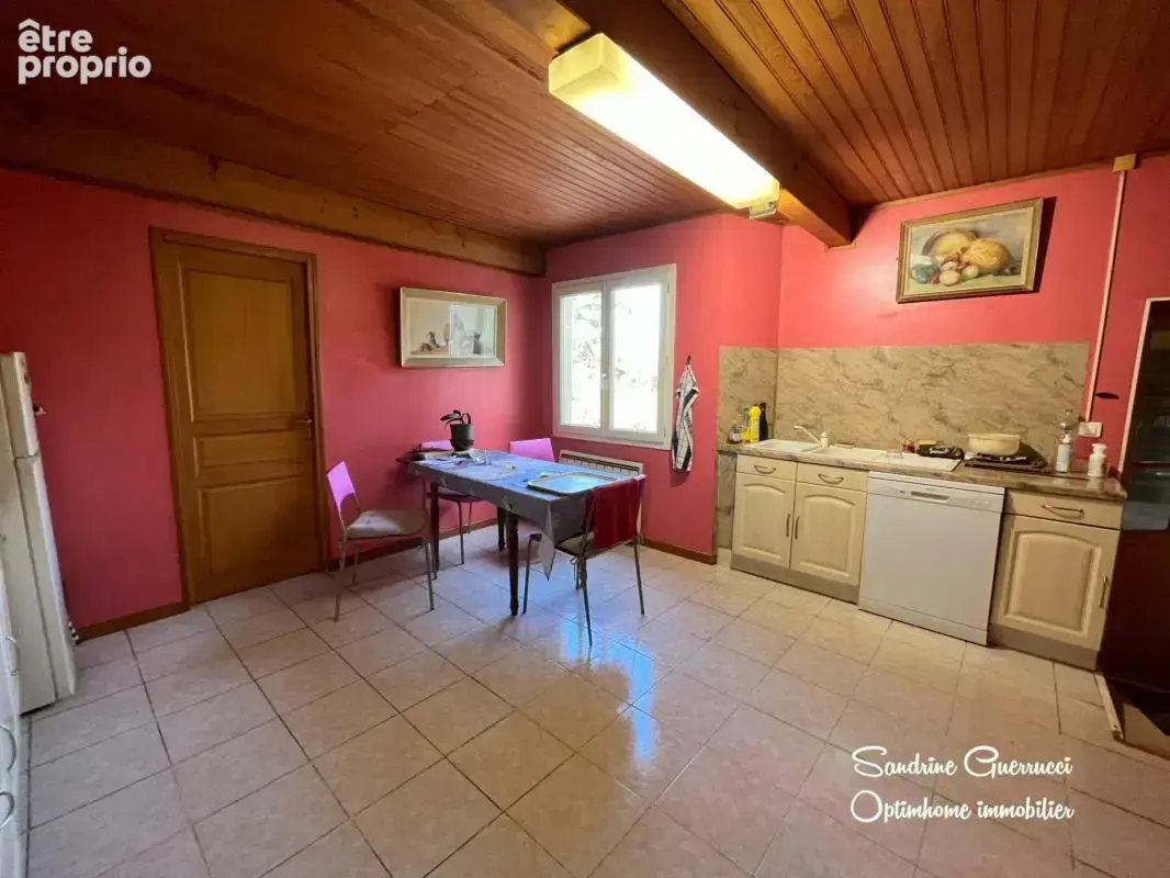 Maison contemporaine 10 pieces 227 m² - photo 10