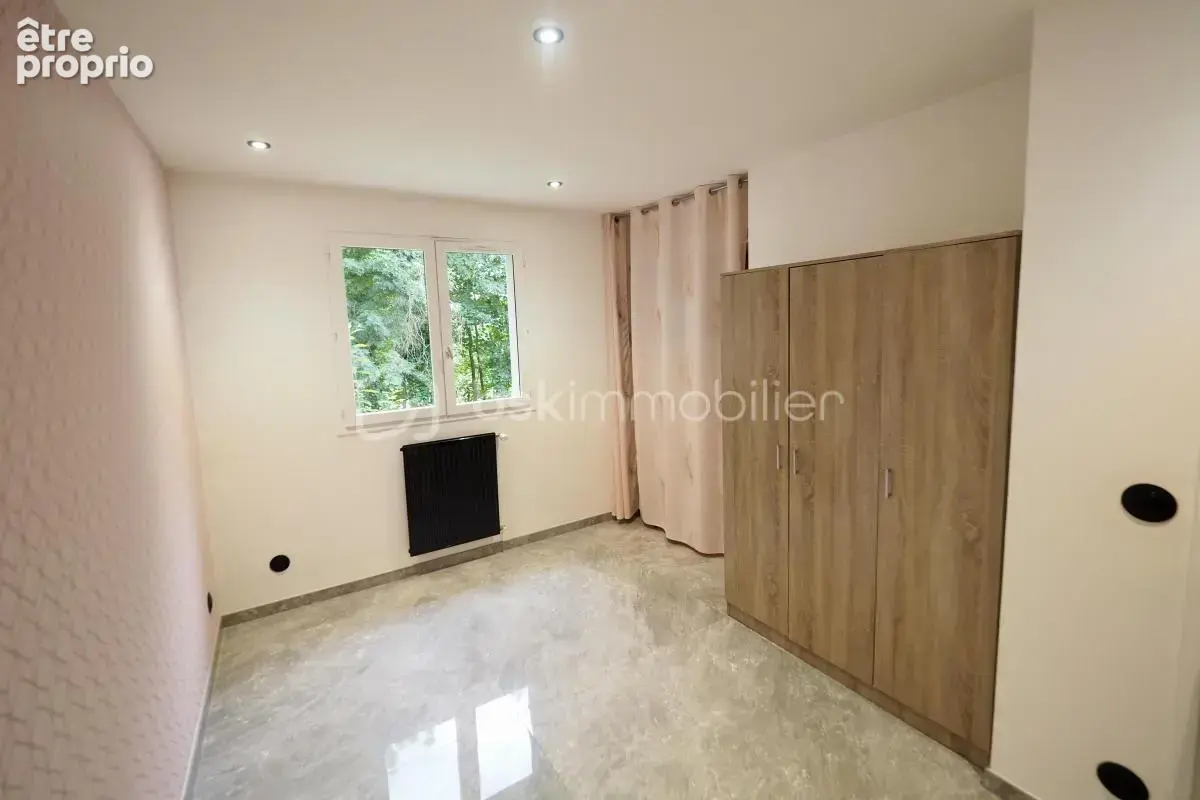 Agréable appartement T3 situé dans un secteur calme et recherché du Vivier-du-Lac - photo 8