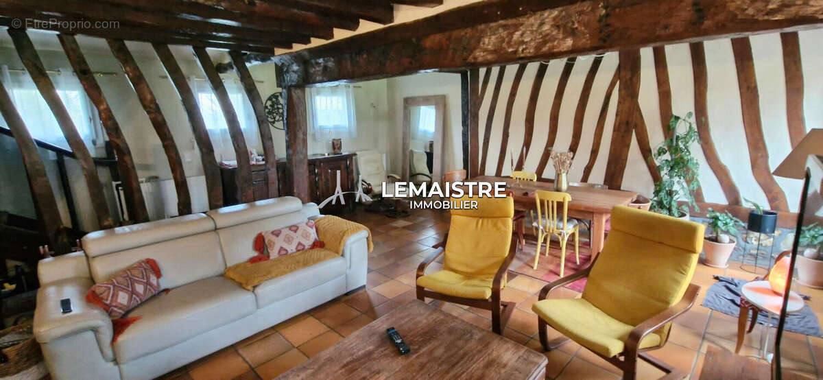 Maison à YVETOT