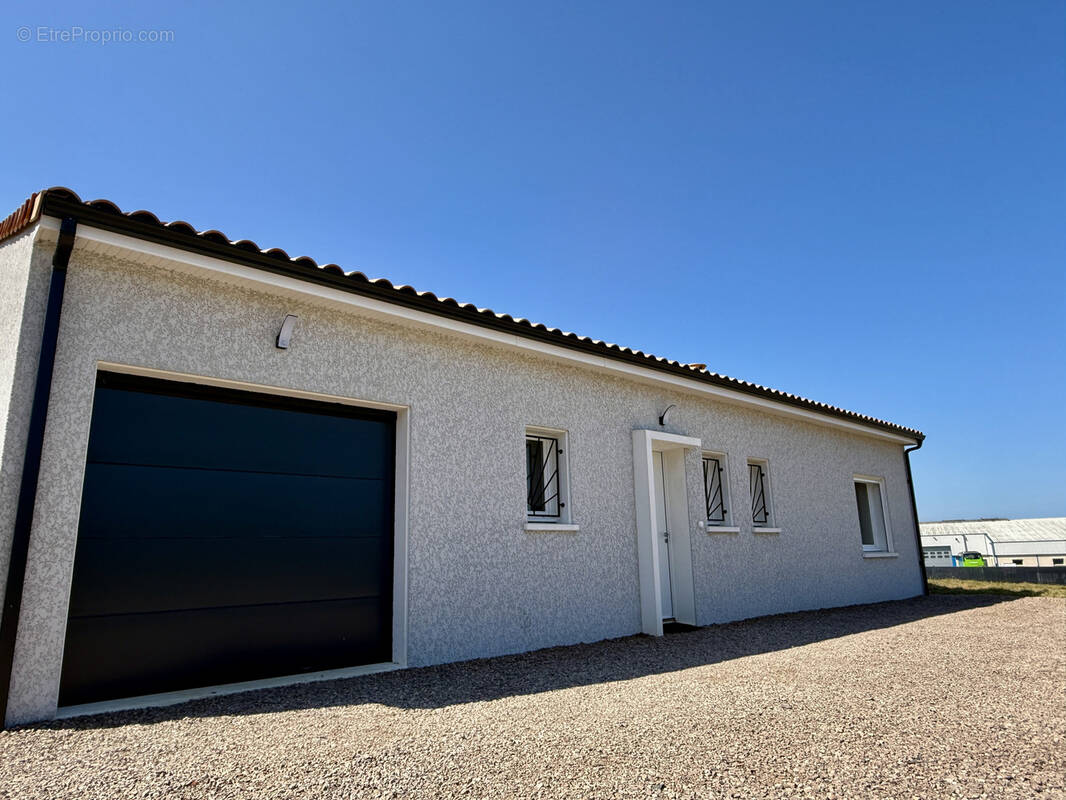 Maison à CUNAC
