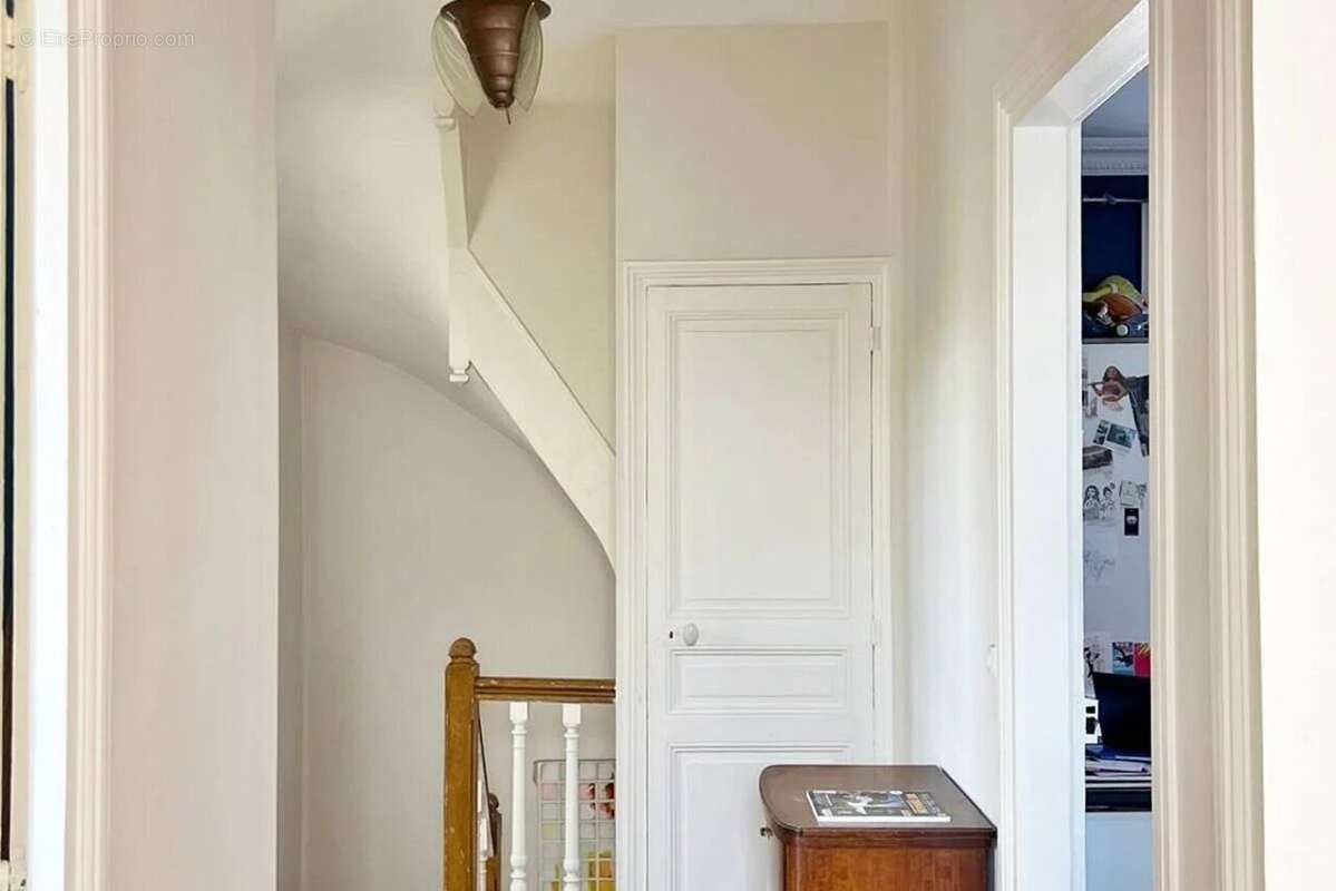 Maison à CHENNEVIERES-SUR-MARNE